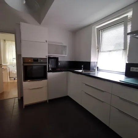 2-room Near & Centre Apartment